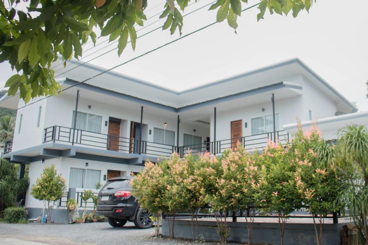 Ban Pheng Krong Nangkam Boutique Donsak酒店 外观 照片