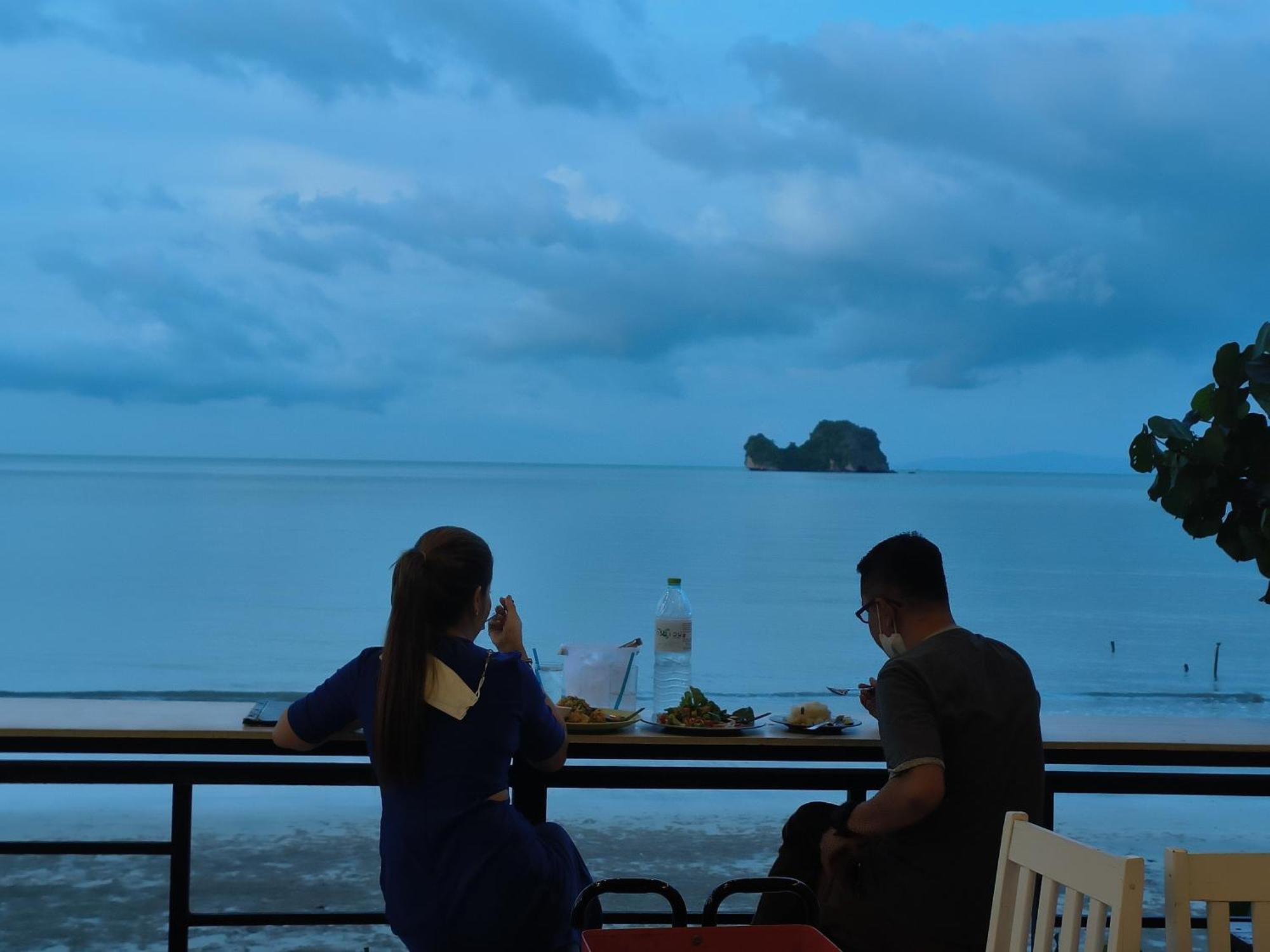 Ban Pheng Krong Nangkam Boutique Donsak酒店 客房 照片