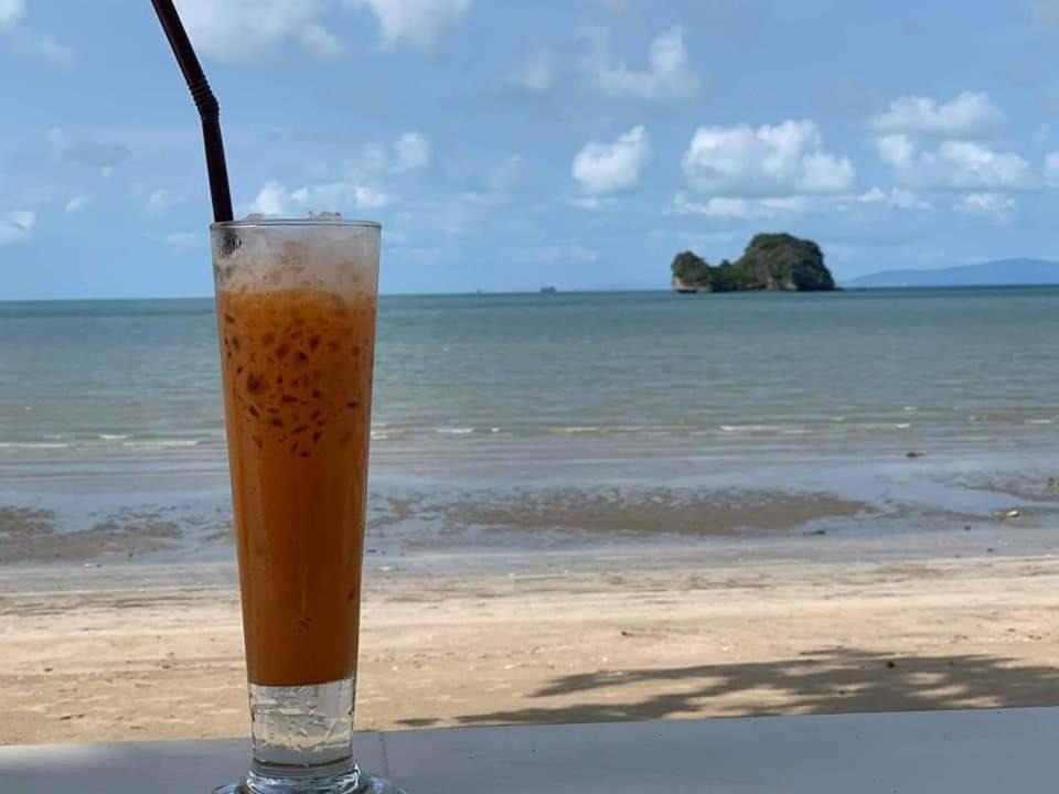 Ban Pheng Krong Nangkam Boutique Donsak酒店 外观 照片